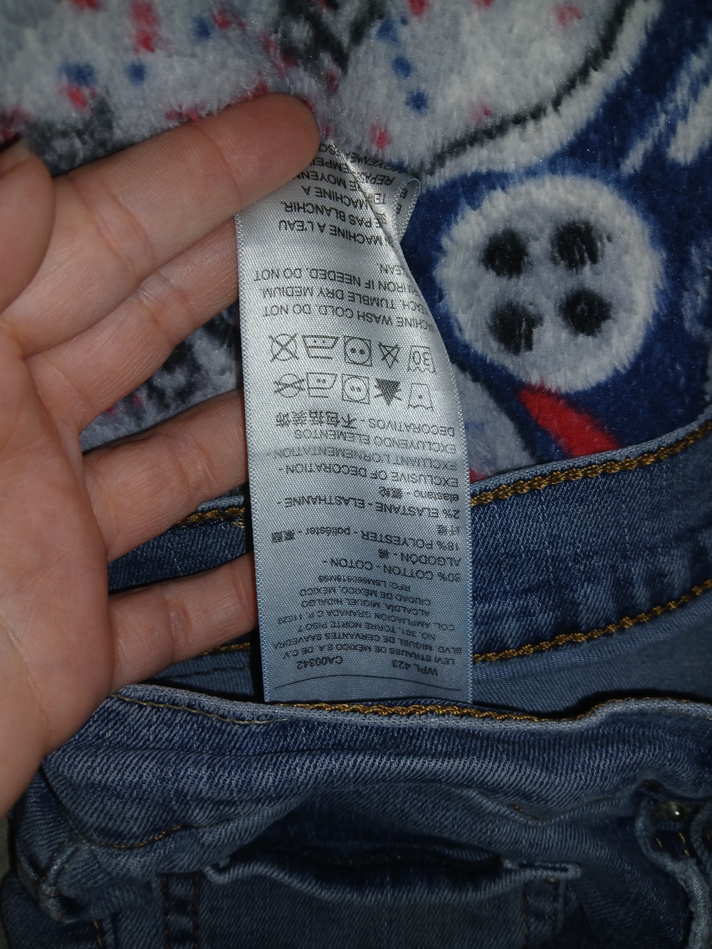 Denizen from Levi's Medium/light  Blue Jeans